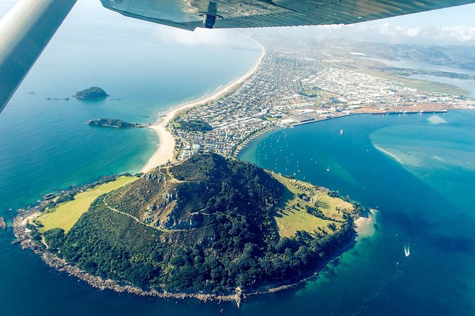 15,000ft Tandem Skydive in Tauranga - Bay of Plenty - The jump, freefall, and parachute ride