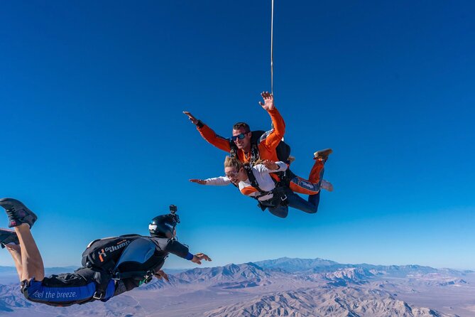 3-Hour Tandem Skydiving in Las Vegas - The aircraft ride and the jump itself