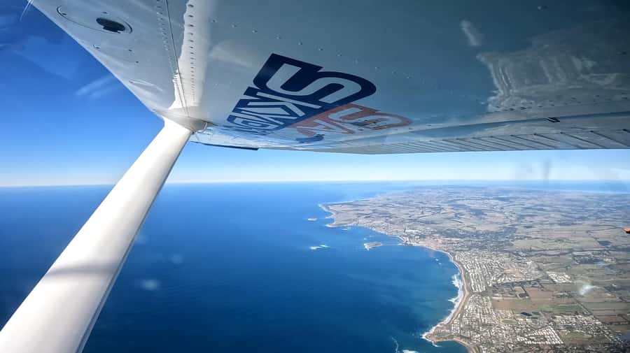 Adelaide: Tandem Skydiving Adventure over Goolwa - Freefall at 220 kph