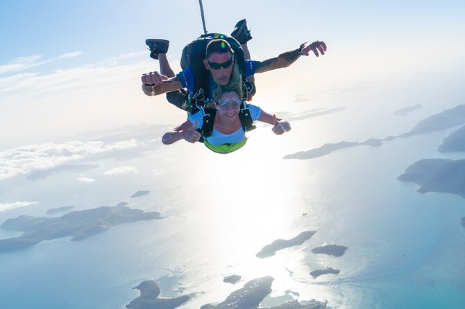 Airlie Beach Tandem Skydive Over the Whitsunday Islands - Is the A$264.66 price good value?