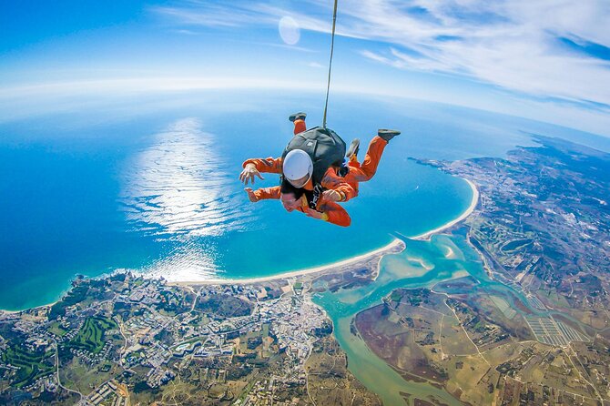 Algarve Tandem Skydive 10k ft (3000m) - Key points at a glance