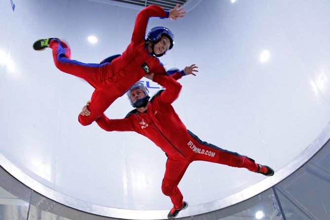 Basingstoke iFLY Indoor Skydiving Experience - 2 Flights & Certificate - Inside the tunnel: what your two turns offer