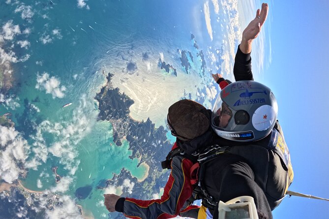 Bay of Islands: 12,000ft Skydive - Paihia, Russell, and Waitangi from above
