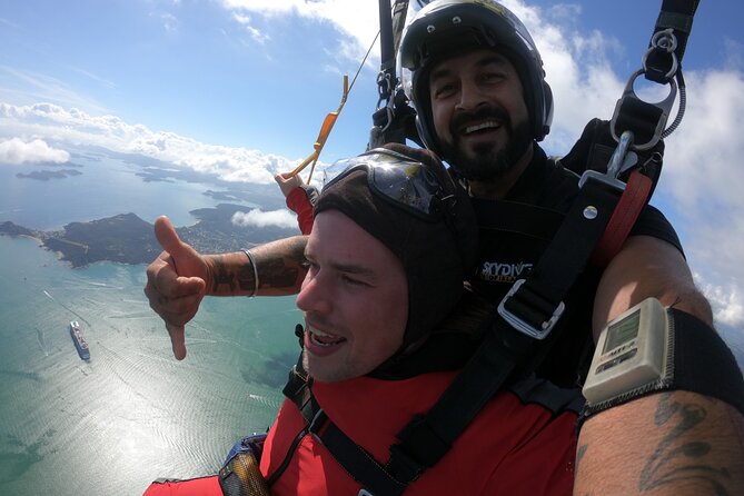 Bay of Islands: 12,000ft Skydive - Cost, photos, and what the $93 covers