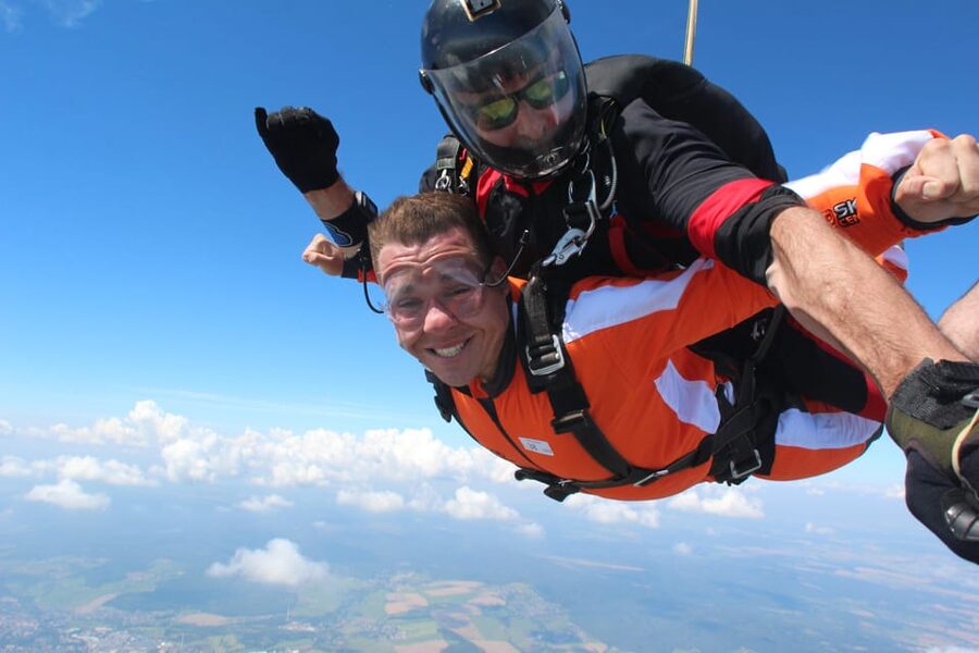 Best skydiving close to Brno and Olomouc - Who should book this tandem jump
