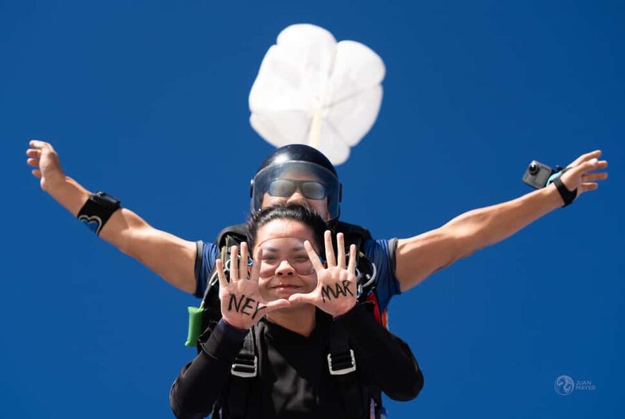 Cairo: Tandem Skydive Experience with Video - What 13,000 feet feels like
