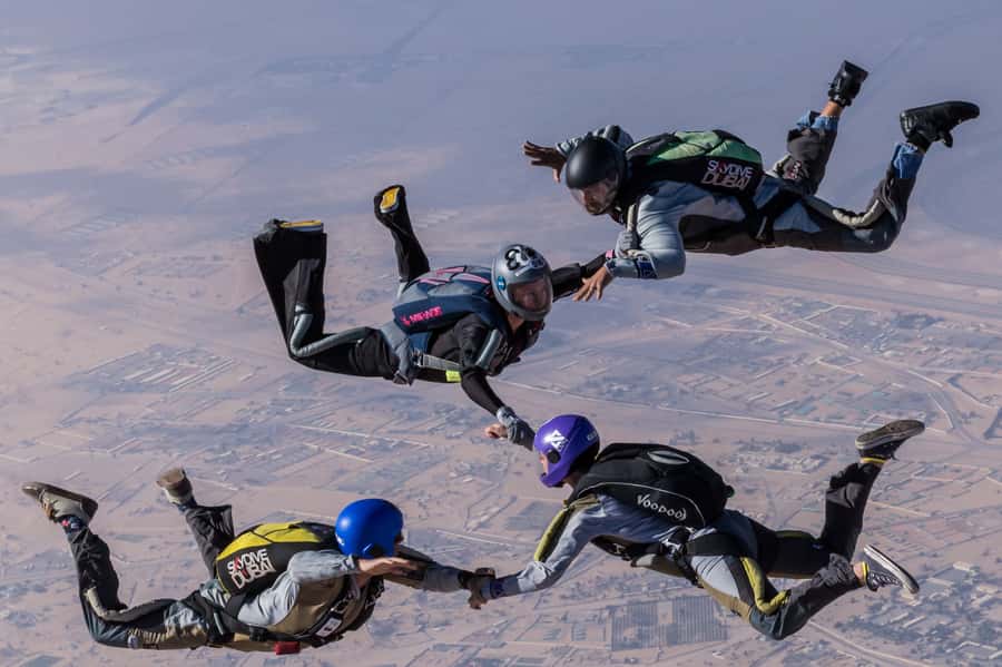Dubai: Skydive at The Palm with Photos, Video & Yacht Tour - What to wear and what to leave behind