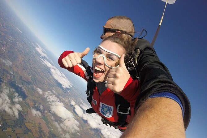 Dubai Skydive Tandem Over The Palm With Optional Transfers - Is $1,400 good value?