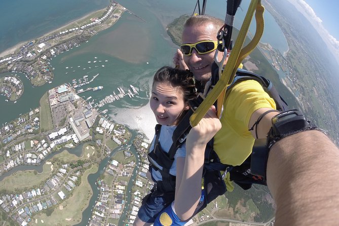 Extreme 12000ft Tandem Jump (45 seconds free fall) - Booking Around Fiji’s Weather