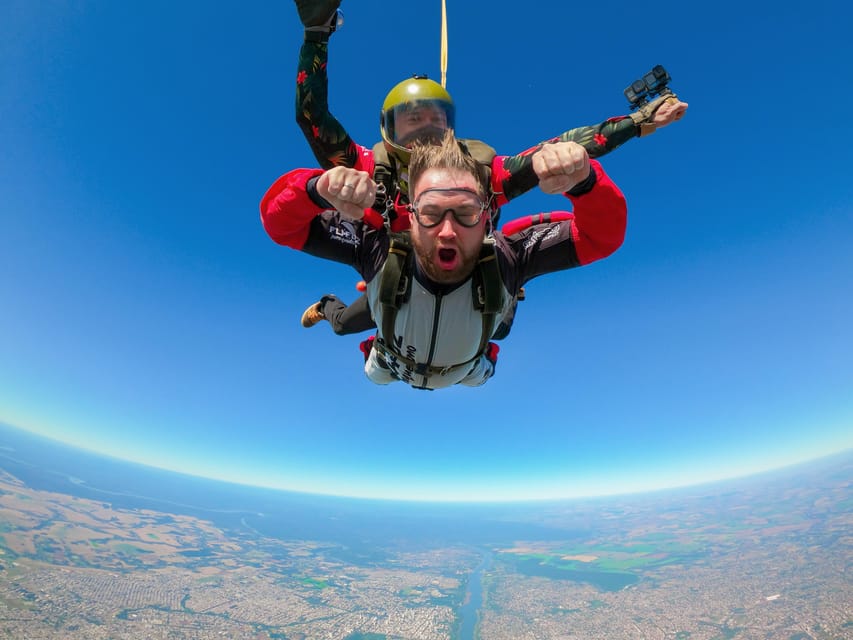 Foz do Iguacu: Skydiving Experience with Photos and Videos - Selfie Jump or VIP Jump?