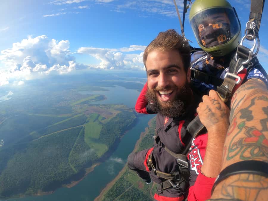 Foz do Iguacu: Skydiving Experience with Photos and Videos - What to bring and what to leave behind