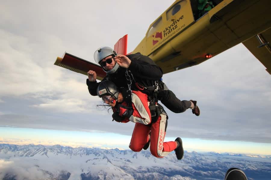Franz Josef: 13,000ft, 16,500ft or 18,000ft Skydive - The First Three Hours: What Actually Happens