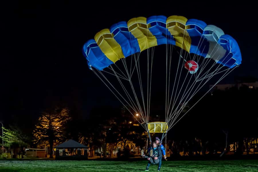 From Brisbane: Tandem Skydive Experience over Byron Bay - The 20-minute flight over Byron Bay