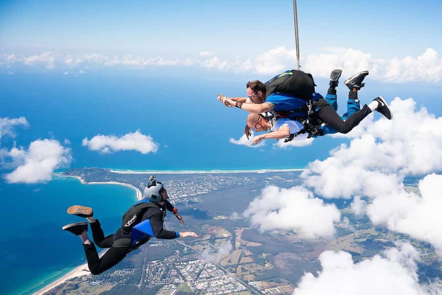 From Brisbane: Tandem Skydive Experience over Byron Bay - Landing beside the beach