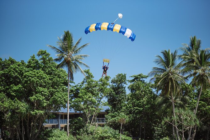 From Cairns: Tandem Skydive Experience over Mission Beach - What the $271.84 price really covers