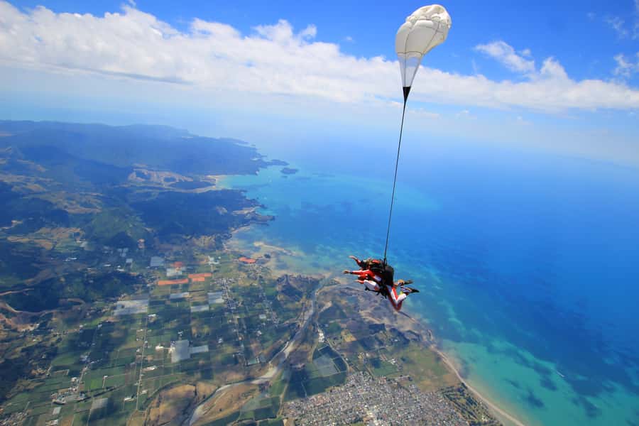 From Motueka: Abel Tasman Tandem Skydive Experience - Why Abel Tasman is such a good place to skydive