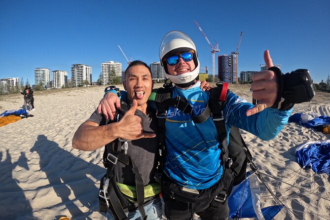 Gold Coast Tandem Skydive - The climb to 10,000 or 12,000 feet