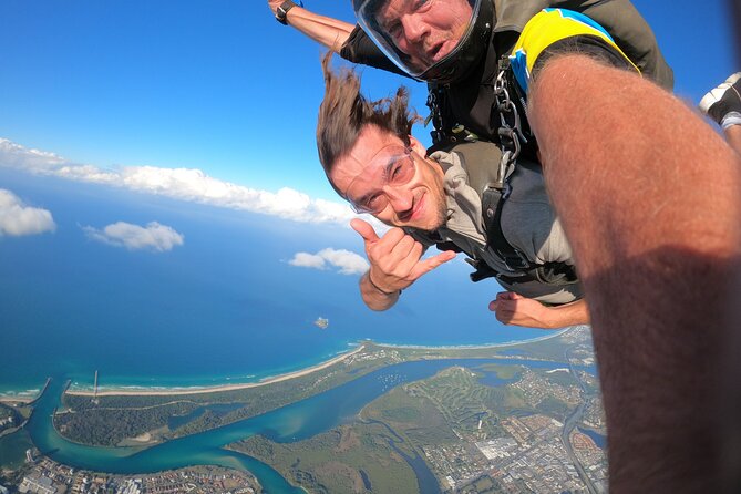 Gold Coast Tandem Skydive - Forty-five seconds of freefall