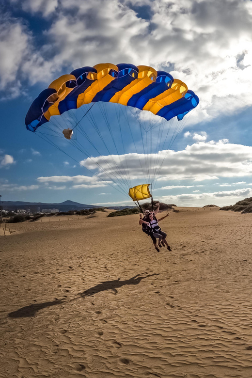 Gran Canaria : Skydiving over Maspalomas Dunes - Up to 30 seconds of free fall