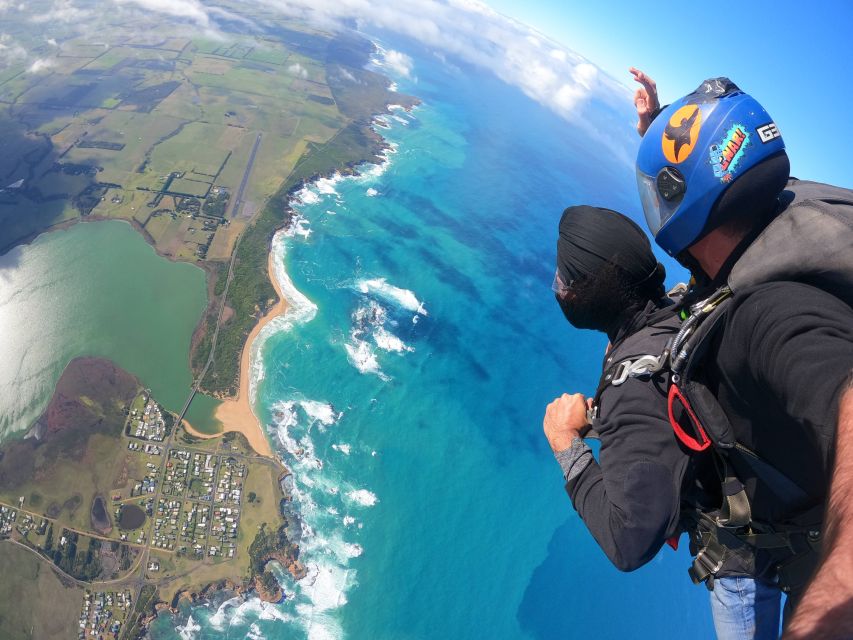 Great Ocean Road: Skydive over the Twelve Apostles - Up to 60 seconds of free fall
