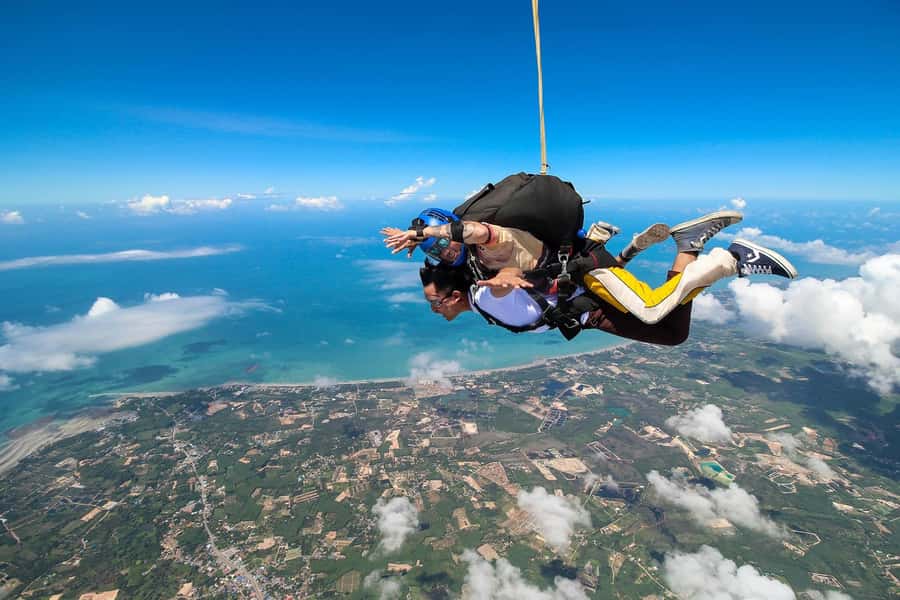 Pattaya: Dropzone Tandem Skydive with Return Transfer - Who Will Get the Most From This Experience?