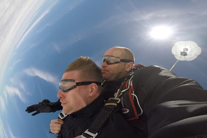 Private Skydiving Experience In Belgrade - The airplane ride and the 3,000-meter ascent