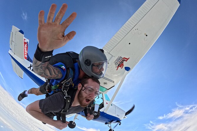 Private Tandem Skydiving adventure - Who should book this Puerto Vallarta experience