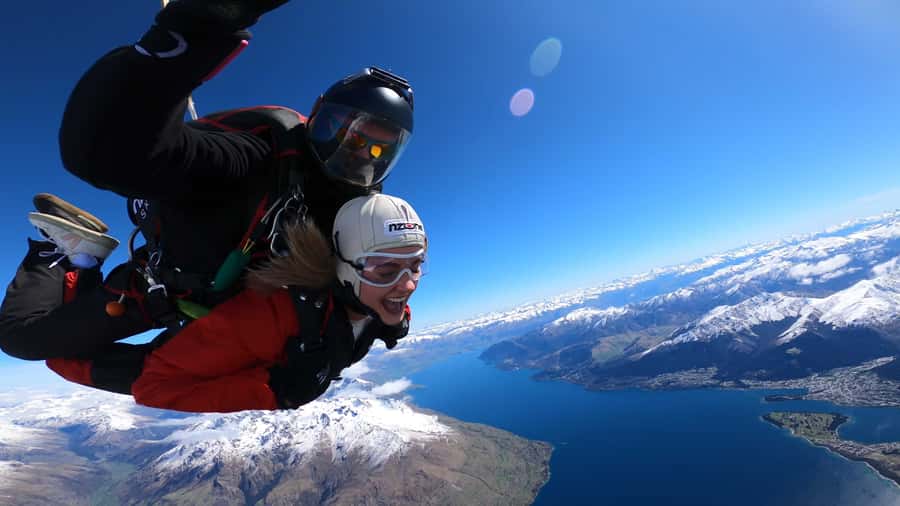 Queenstown: Tandem Skydive Experience - Check-in at 35 Shotover Street