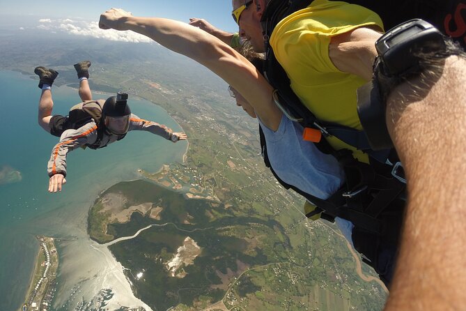 Skydive Fiji Legend 13000ft Tandem Jump (60 seconds free fall) - The 13,000-foot freefall is the main event