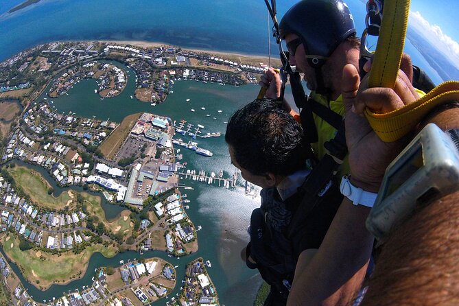 Skydive Fiji Legend 13000ft Tandem Jump (60 seconds free fall) - The parachute ride slows everything down