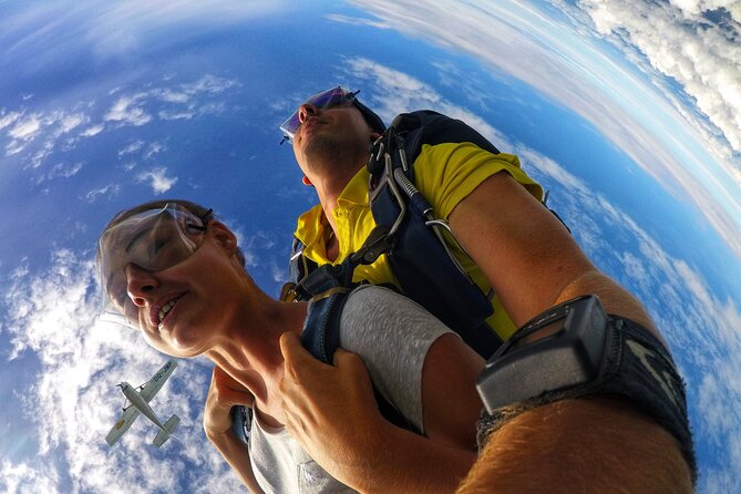 Skydive Fiji Legend 13000ft Tandem Jump (60 seconds free fall) - Practical booking advice for Nadi and Denarau