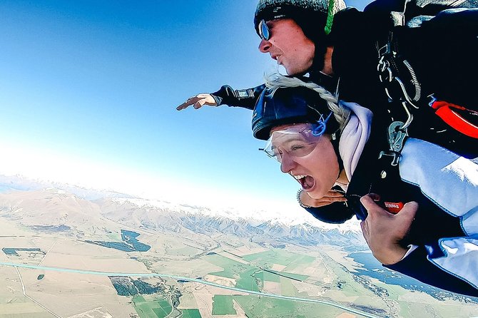 Skydive Mt. Cook - 70+ Seconds of Freefall from 16,500ft - The freefall and the view below