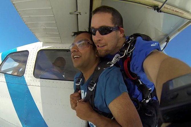 Skydive Yarra Valley 15000ft Tandem Skydive - Health, age, and preparation rules