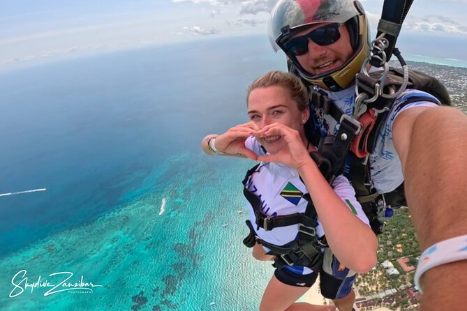 Skydive Zanzibar | Tandem Skydive - The parachute ride is where Zanzibar slows down