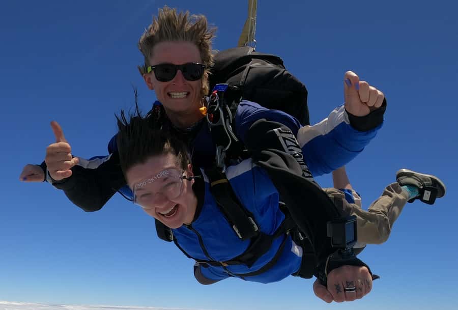 Sydney: Tandem Skydive with Optional Transfers - From check-in to your flight number