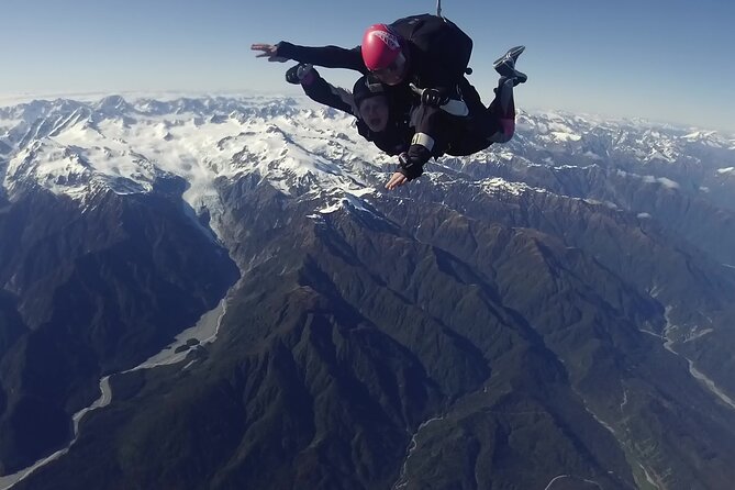 Tandem Skydive 18,000ft from Franz Josef - Is $515.16 good value?