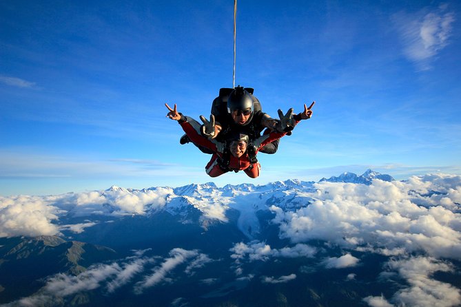 Tandem Skydive 18,000ft from Franz Josef - Who should book this experience?
