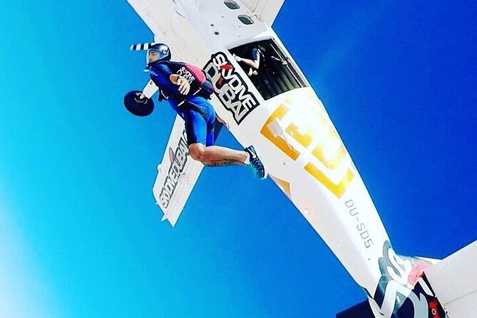 Tandem Skydive experience in Dubai - The aircraft climb to 13,000 feet
