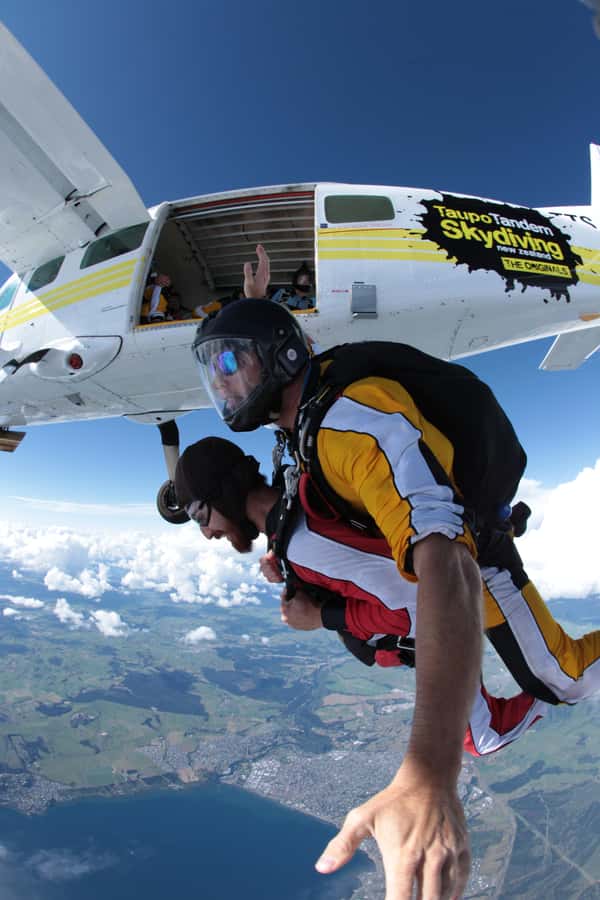 Tandem Skydive Experience in Taupo - Getting ready without making the nerves worse