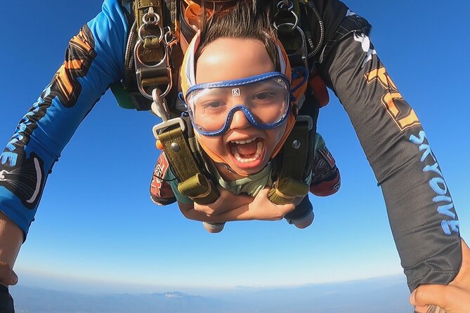 Tandem Skydive in Puerto Vallarta With Beach Landing - From Plaza Marina to the 10,000-foot jump