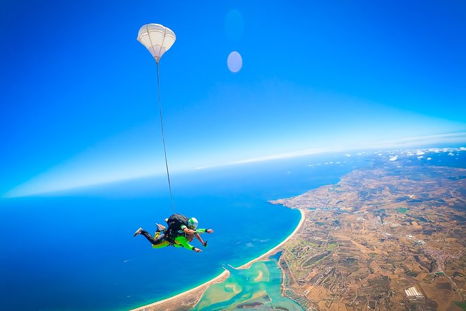 Tandem Skydiving — 30 min from Albufeira - Arriving at Alvor Municipal Aerodrome