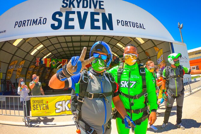 Tandem Skydiving — 30 min from Albufeira - The Briefing, Harness, and Tandem Setup