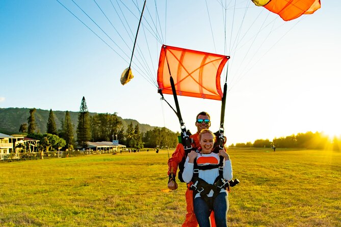 Tandem Skydiving with GoJump in Hawaii - The 50-second freefall above the North Shore