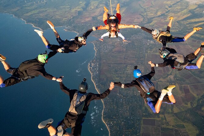 Tandem Skydiving with GoJump in Hawaii - Photo and video packages: worth the extra cost?