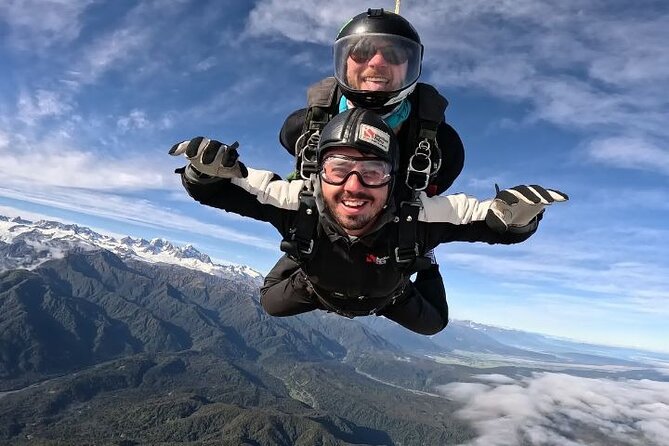 Tasman Experience and Skydive | Combo - The helicopter flight above Franz Josef and Fox Glacier