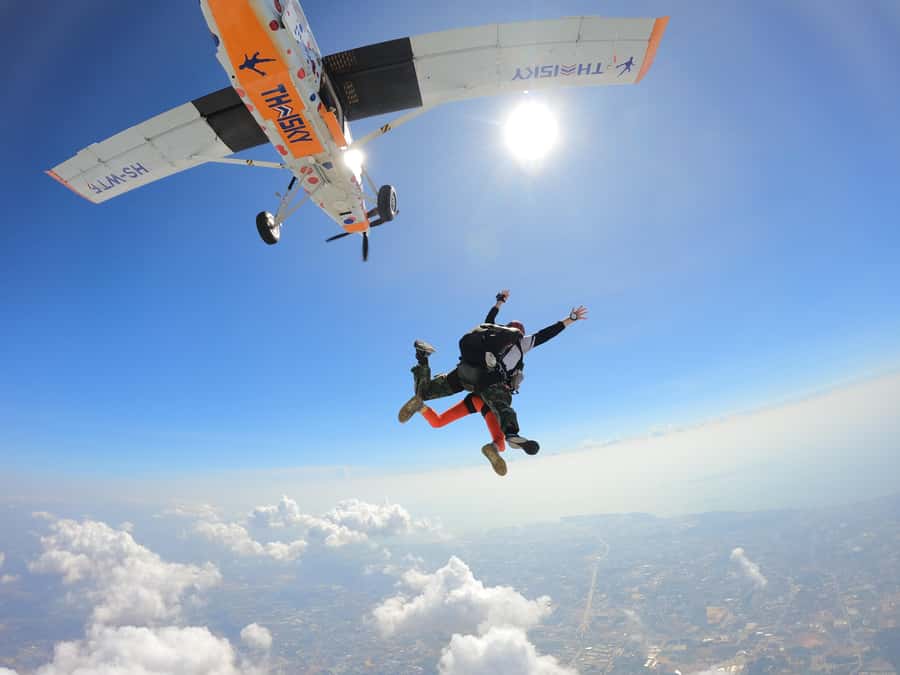 Thailand: Tandem Skydive Over Bangkok & Pattaya - Freefall, parachute time, and the camera option